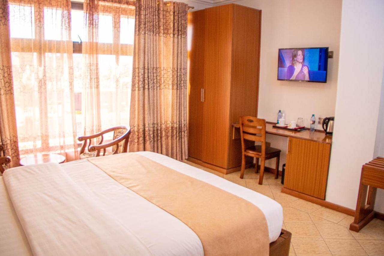 Grand Winston Hotel Nakuru Exterior foto